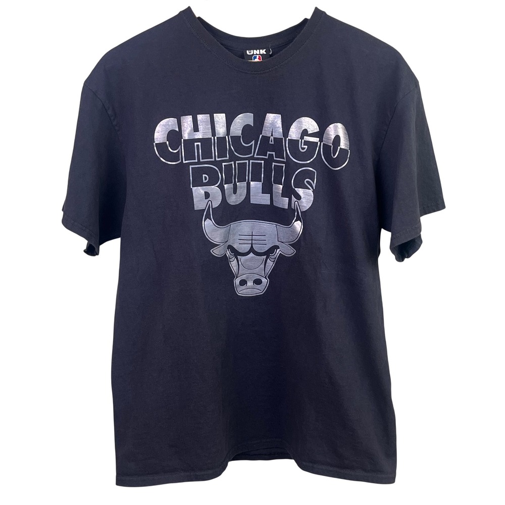 UNK NBA Chicago Bulls Silver Bull Graphic Black Short‎ Sleeve TShirt Large Read